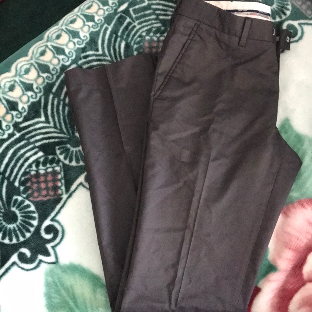 Men’s dark gray dress pants